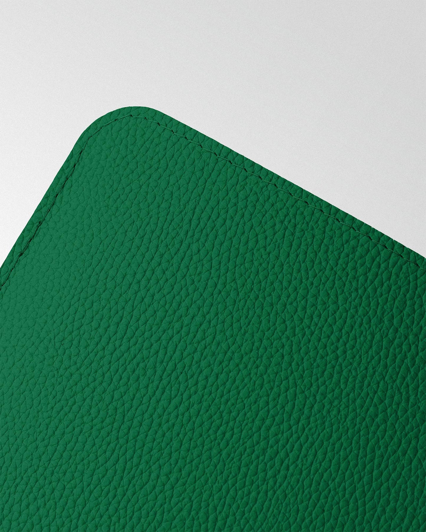 Minimalist MacBook Sleeve in Green Floater Leather