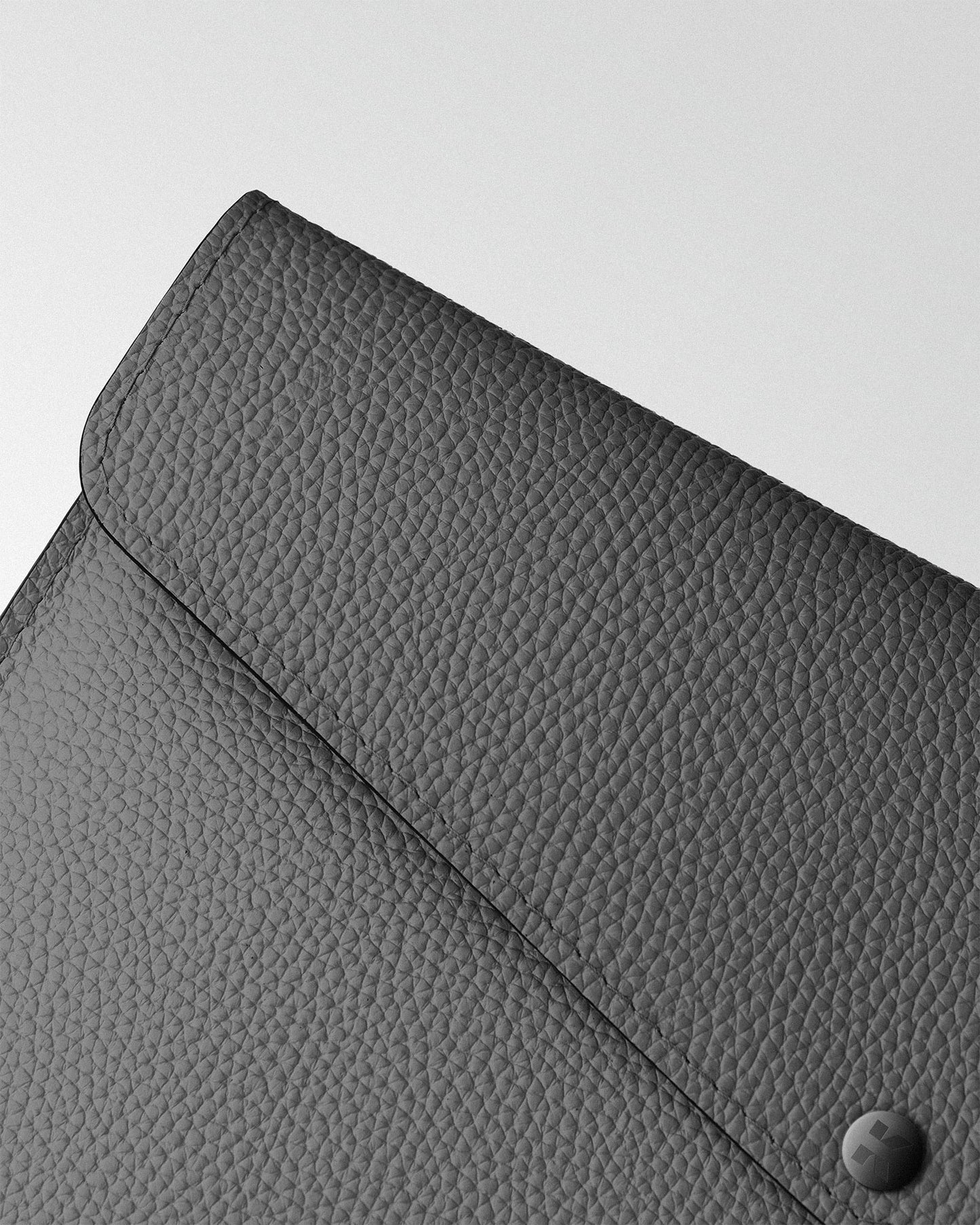 Envelope MacBook Sleeve in Gray Floater Leather