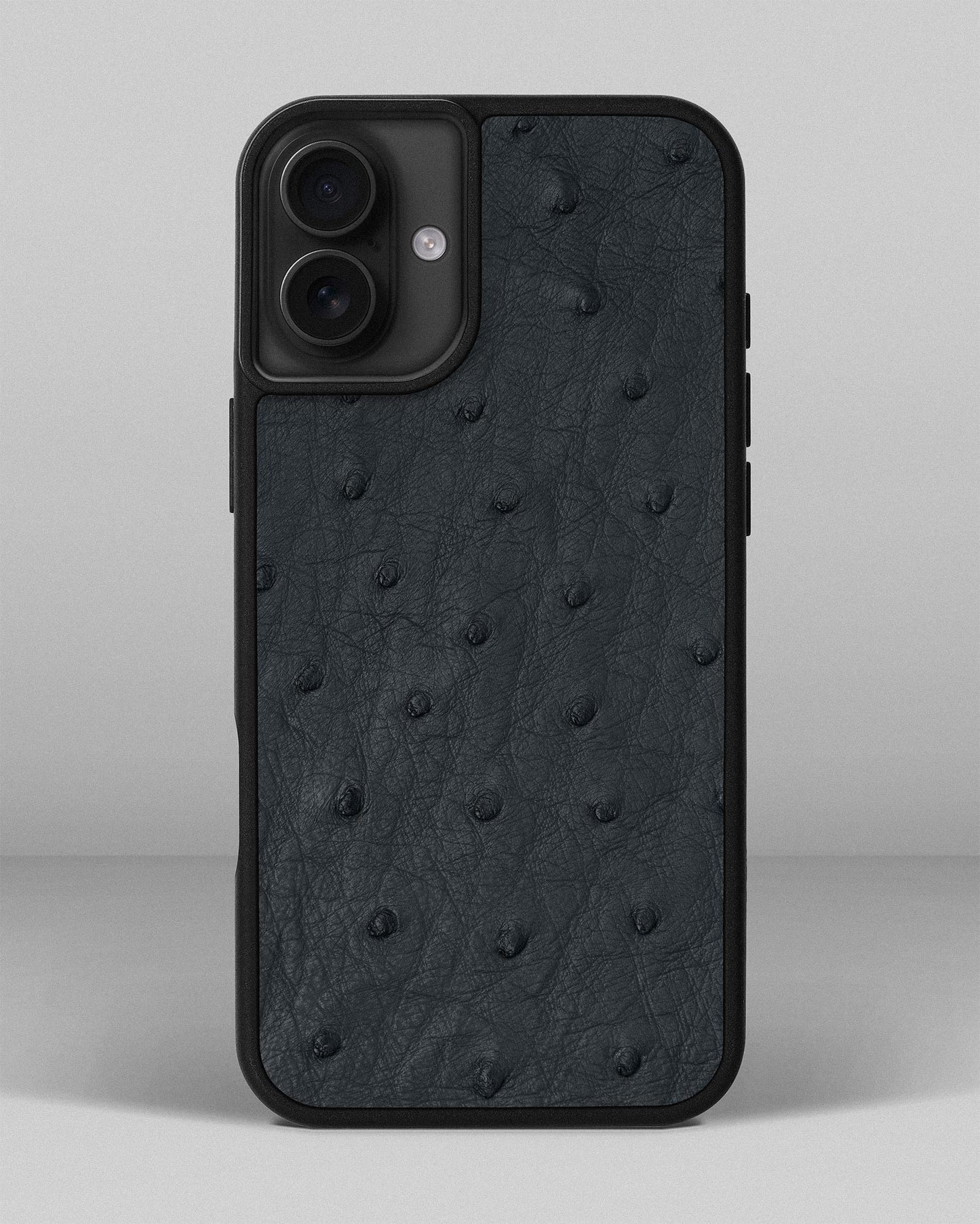 Спортивний чохол Graphite Ostrich для iPhone 16 Plus