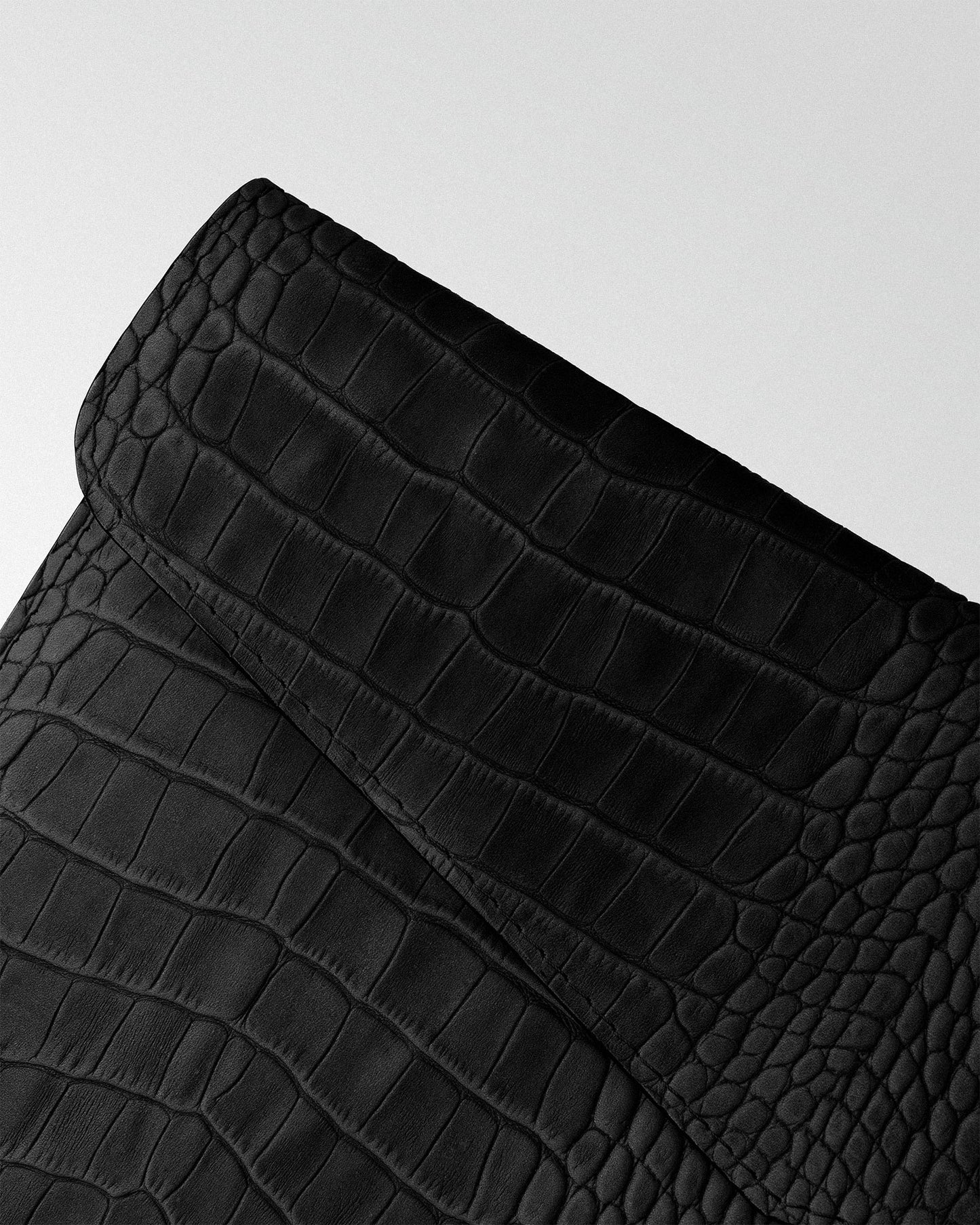Magnetic MacBook Sleeve with Black Crocodile Embossing