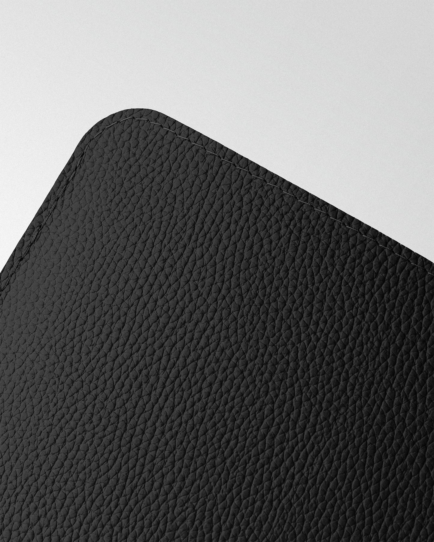 Minimalist MacBook Sleeve in Black Floater Leather