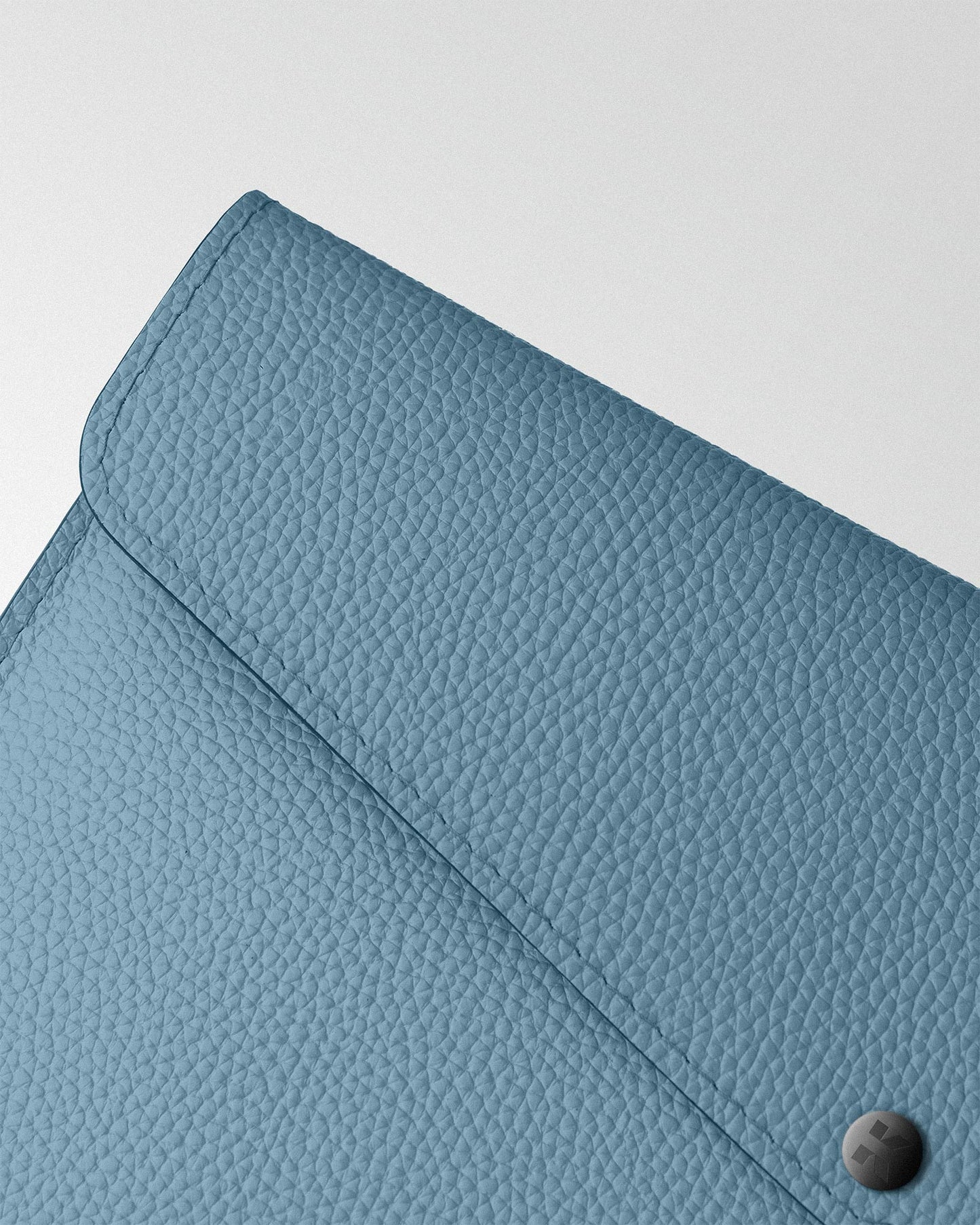 Envelope MacBook Sleeve in Blue Floater Leather