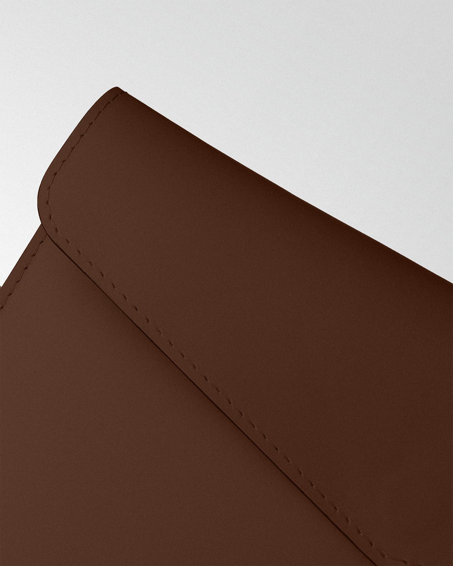 Magnetic MacBook Sleeve in Brown Calfskin Leather