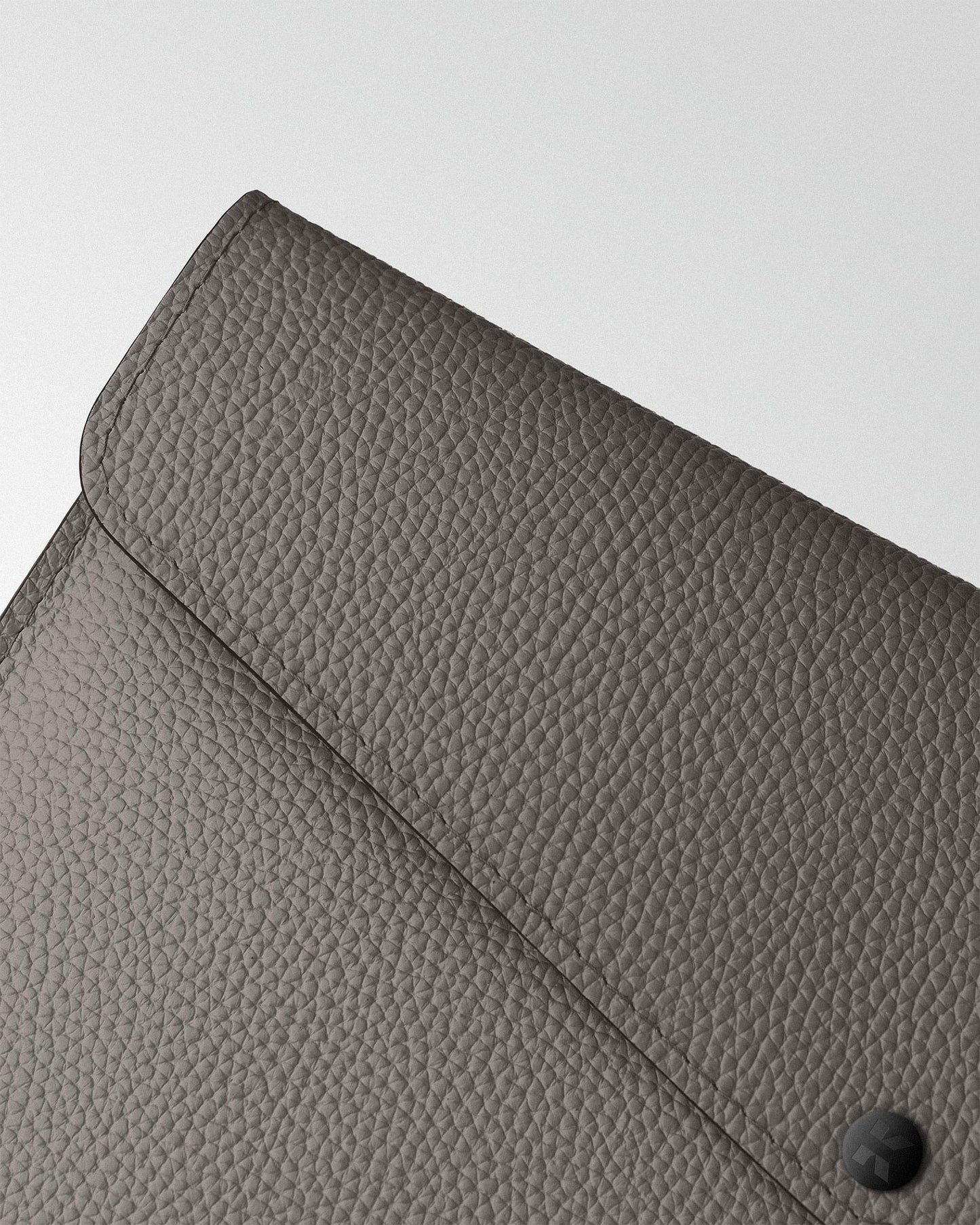 Envelope MacBook Sleeve in Brown Floater Leather