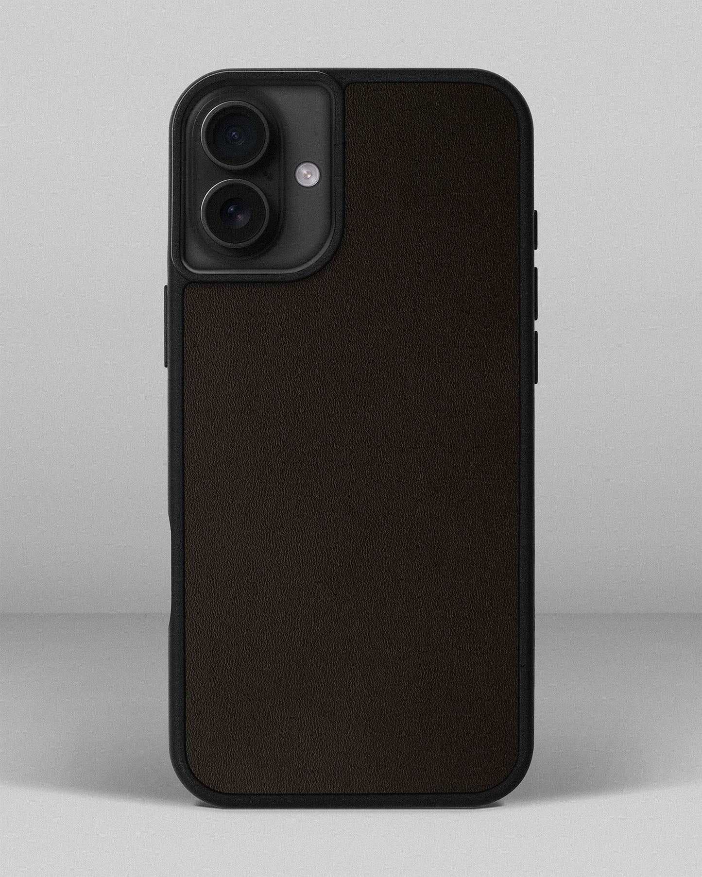 حافظة هاتف سوداء اللون لهاتف iPhone 15 Pro Max