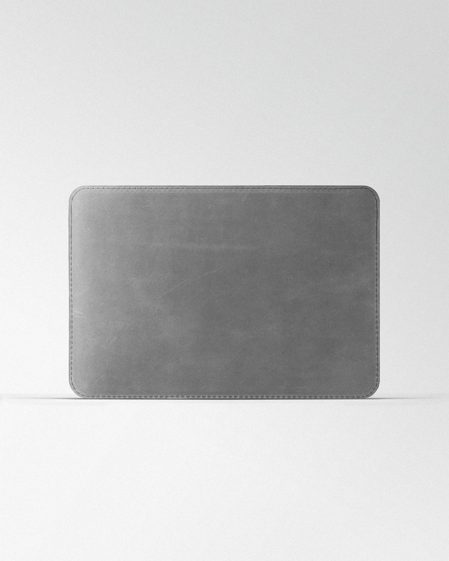 Minimalist MacBook Sleeve In Gray Crazy Horse Leather