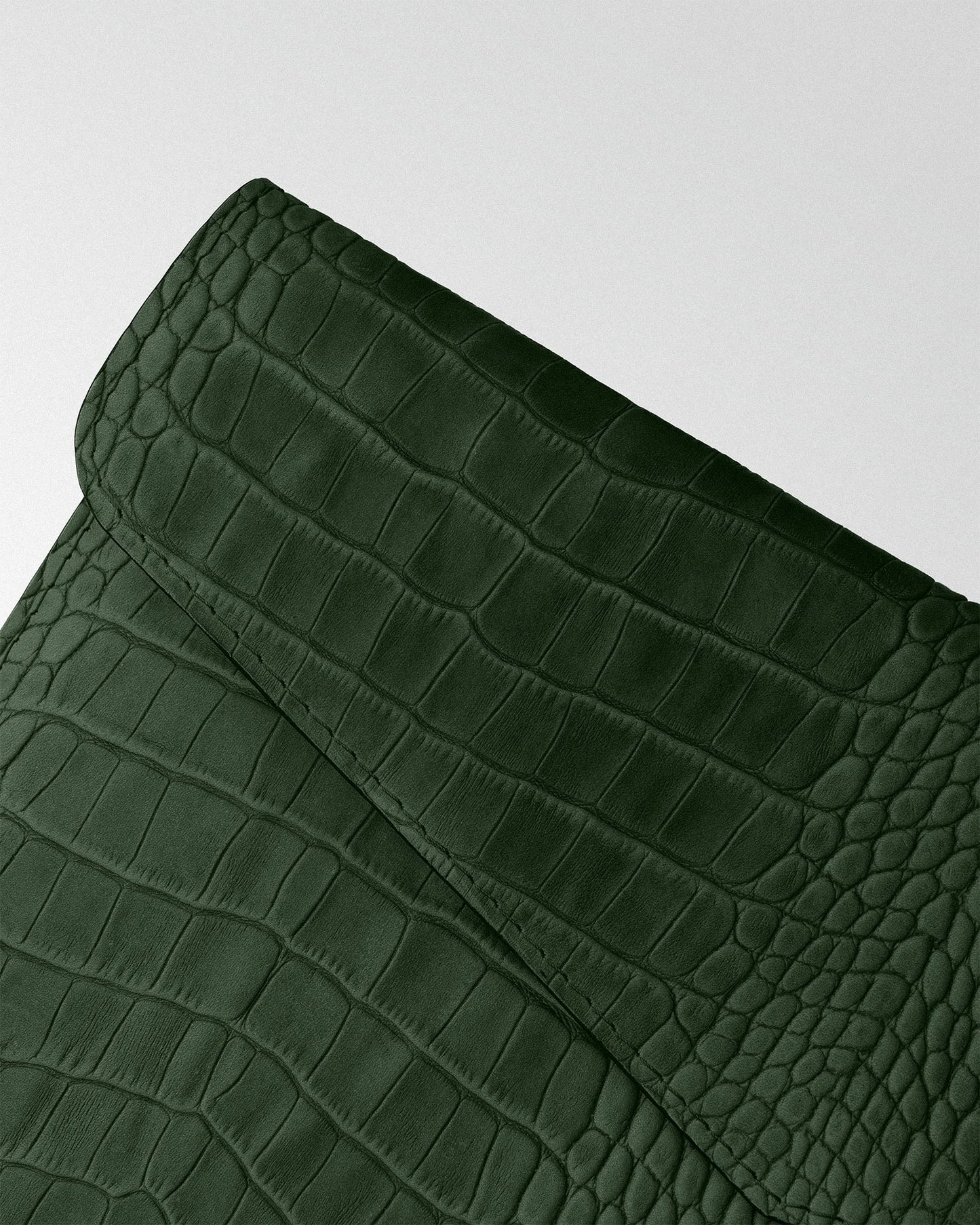 Magnetic MacBook Sleeve with Green Crocodile Embossing