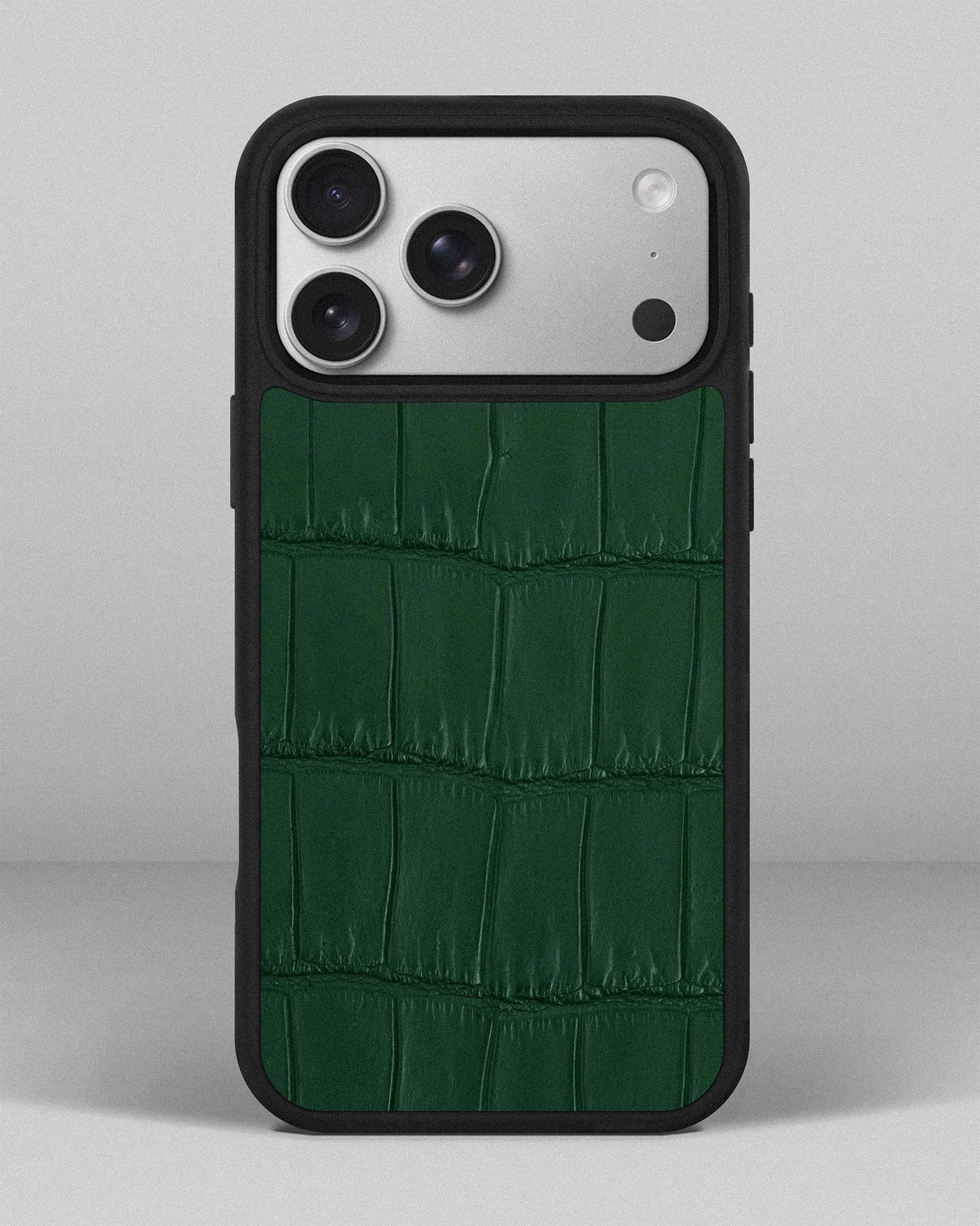 Dark Green Crocodile Leather Sport Case for iPhone 17 Pro Max