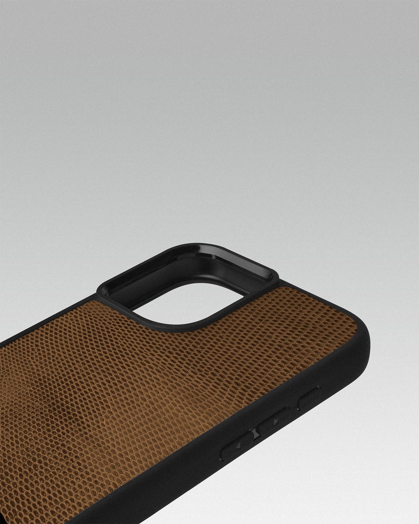 Tobacco Iguana Sport Case for iPhone 16