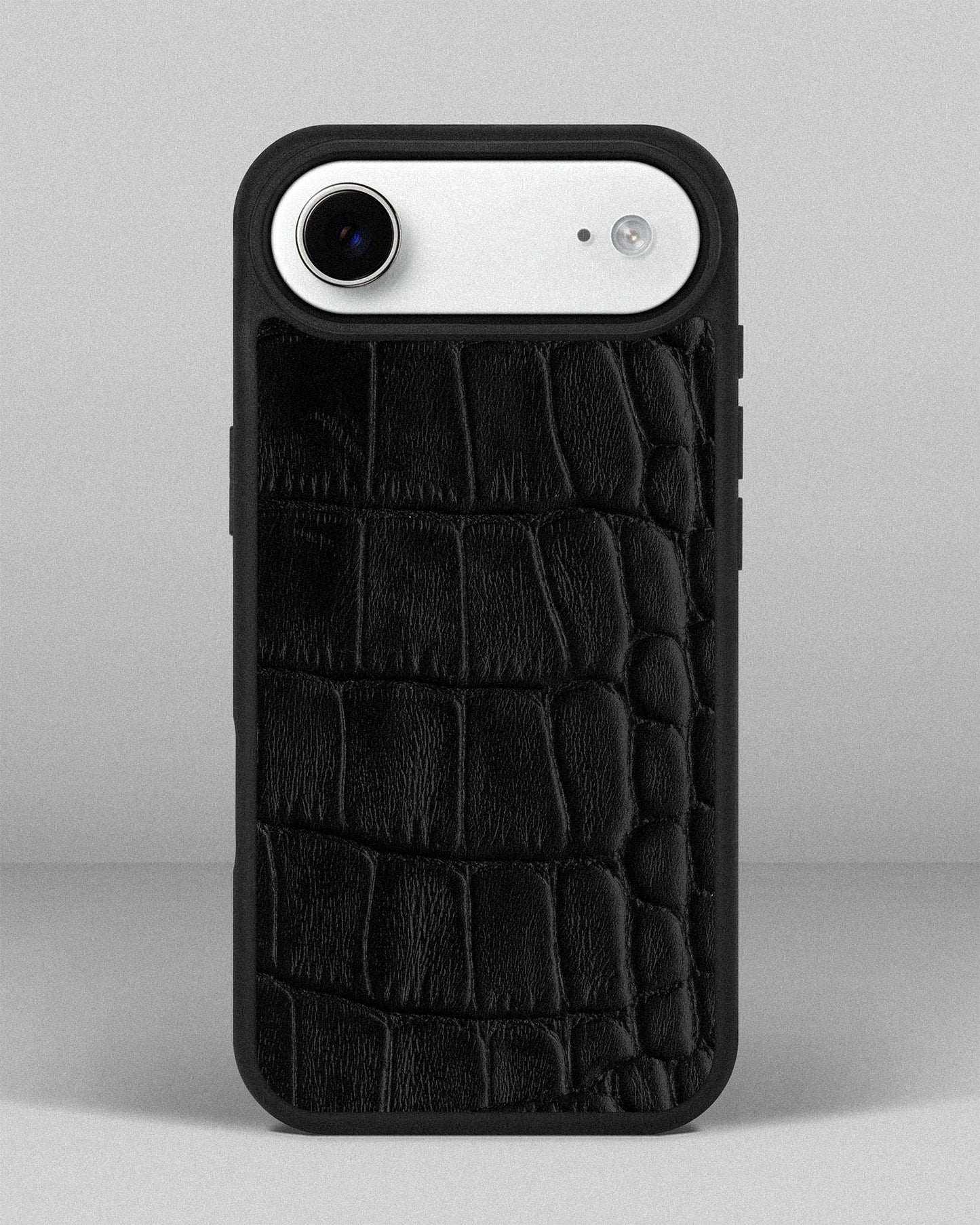 Чорний спортивний чохол із телячої шкіри з тисненням крокодила для iPhone 16 Pro Max