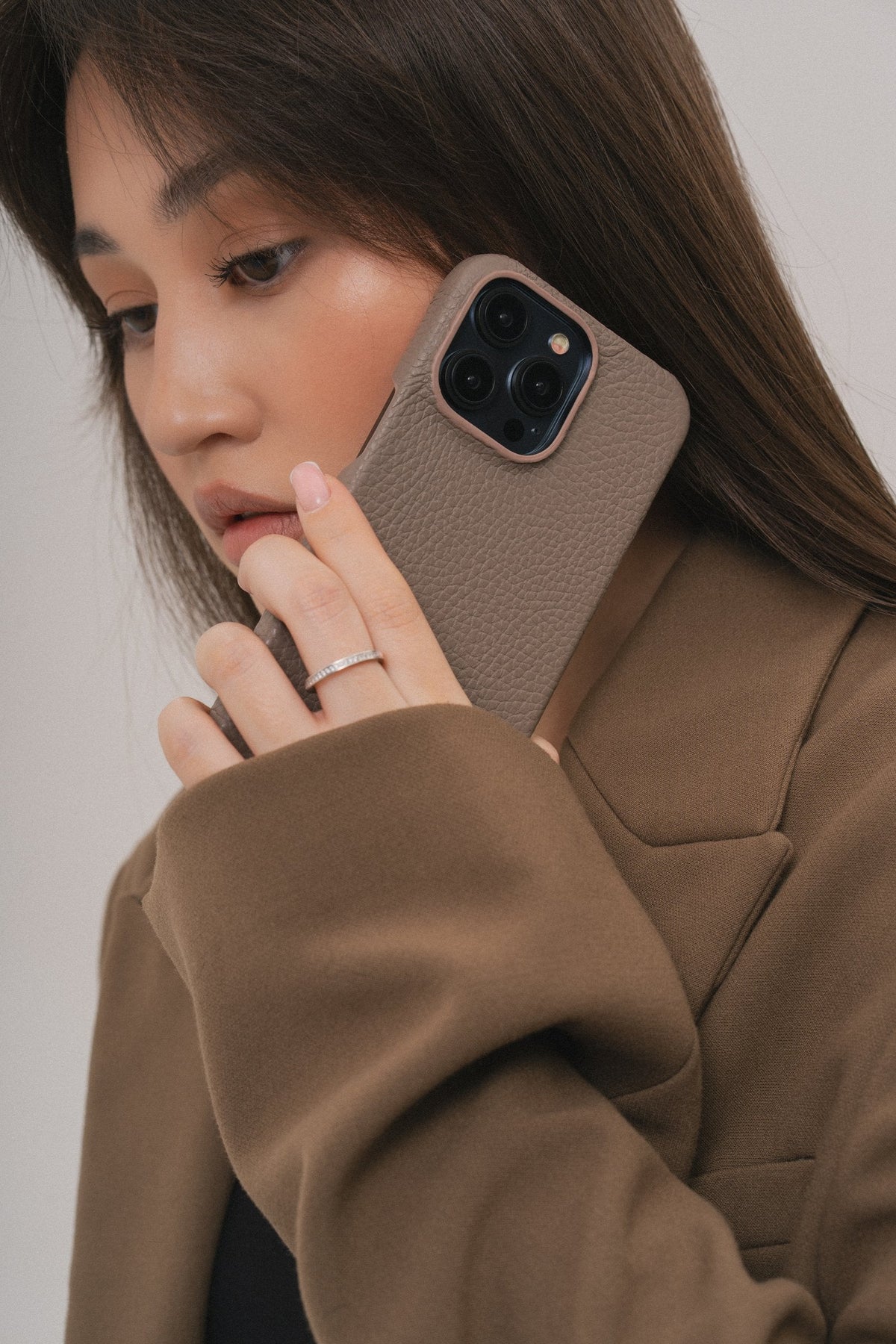 Light Brown Leather Case for iPhone 16 Plus