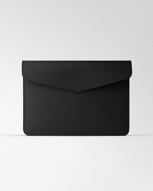 Magnetic MacBook Sleeve in Black Calfskin Leather