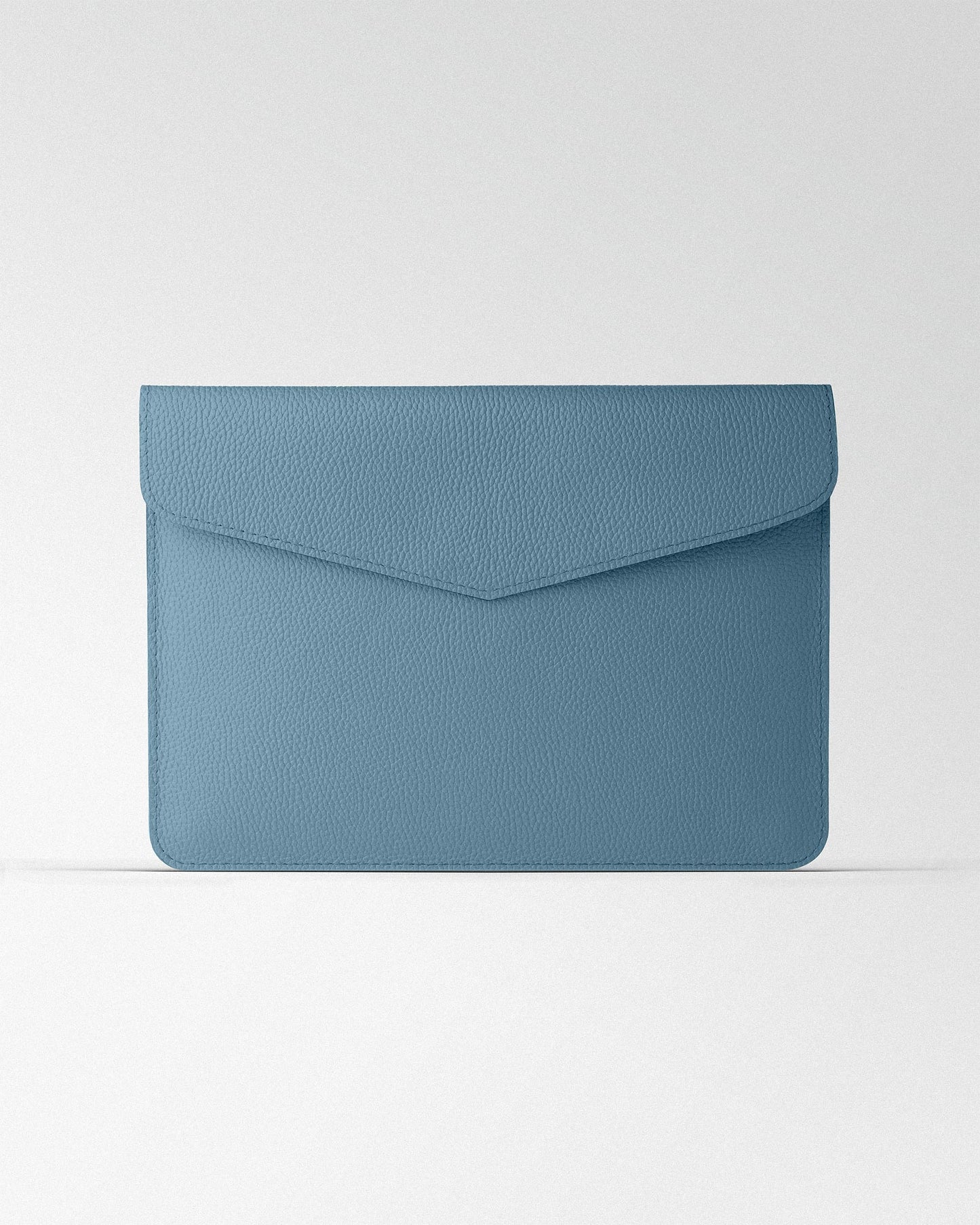 Світло-сірий чохол з алькантари для MacBook