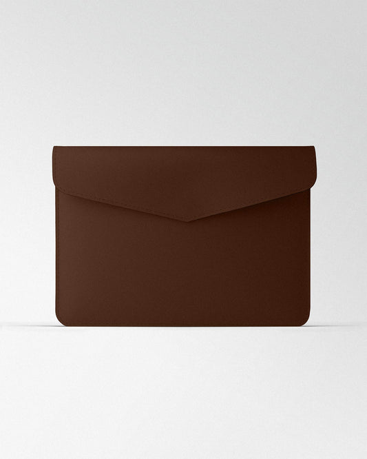 Magnetic MacBook Sleeve in Brown Calfskin Leather