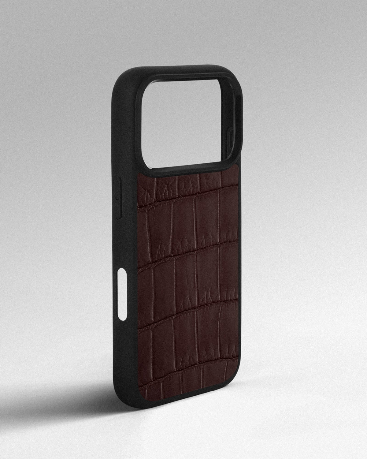 Brown Crocodile Leather Sport Case for iPhone 18 Pro