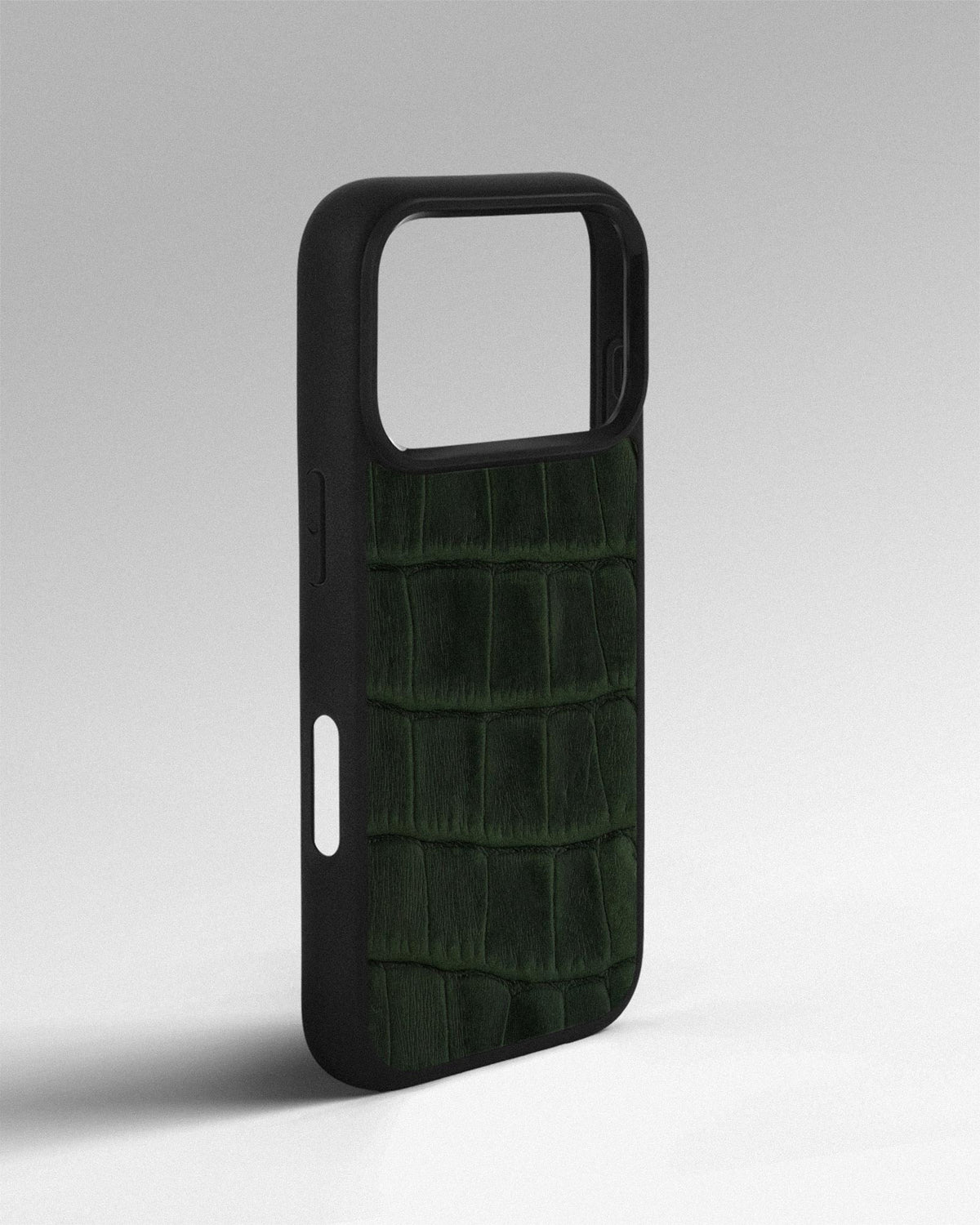 Dark Green Crocodile Emboss on Calfskin Sport Case for iPhone 18 Pro