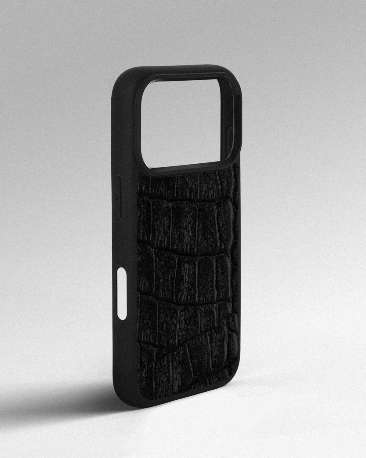 Black Crocodile Emboss on Calfskin Sport Case for iPhone 18 Pro