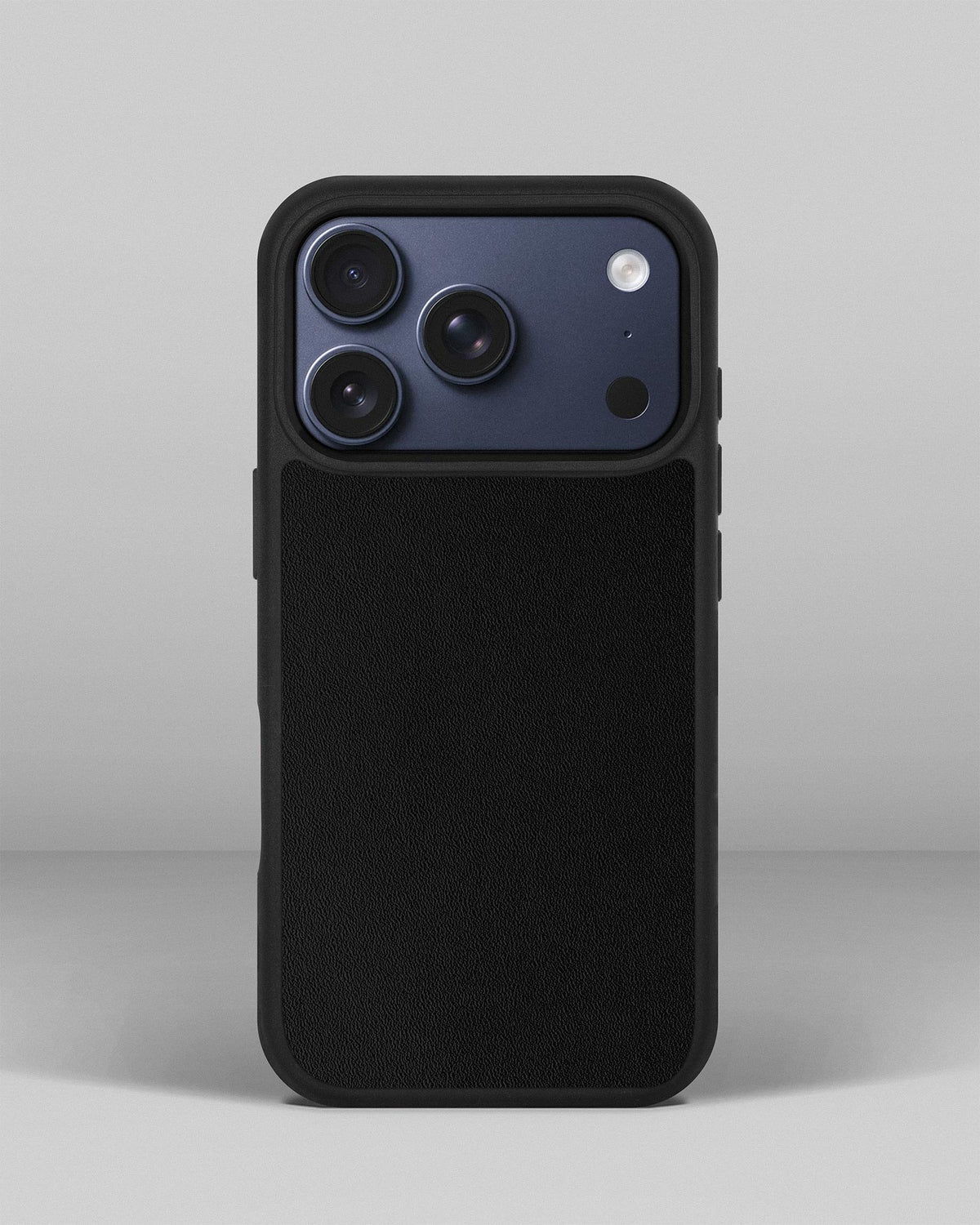 Smooth Black Leather Sport Case for iPhone 17 Pro