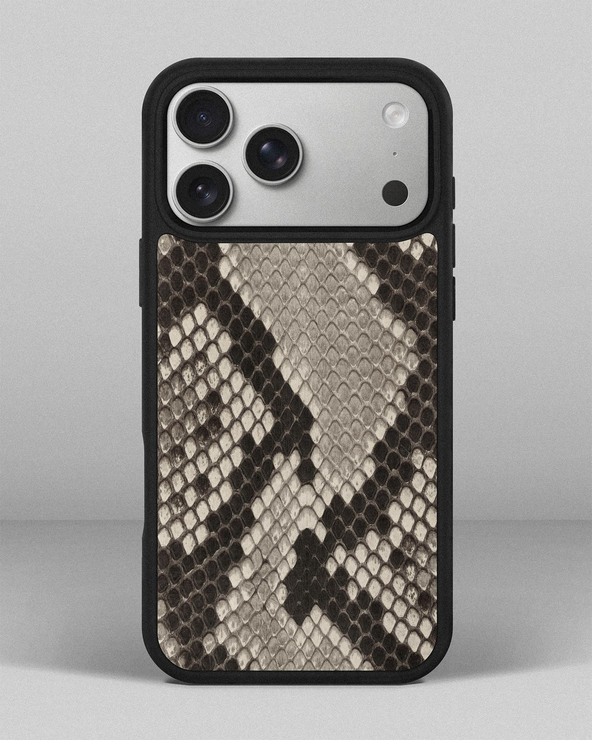 Black & White Python Skin Sport Case for iPhone 18 Pro Max