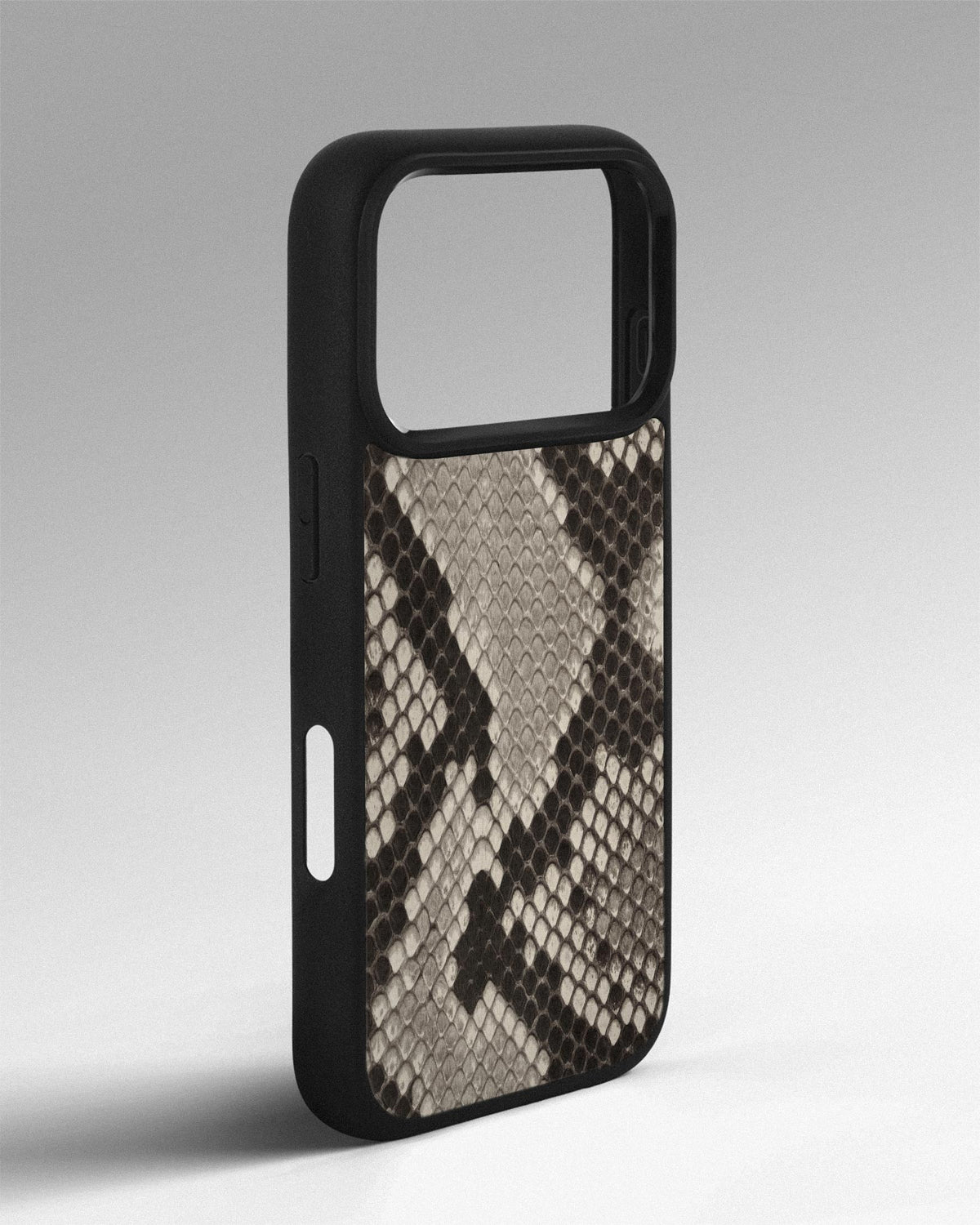 Black & White Python Skin Sport Case for iPhone 18 Pro Max